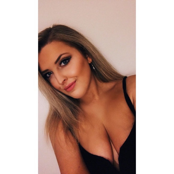 Meet your Posher, Rachel - Picture 1 of 1